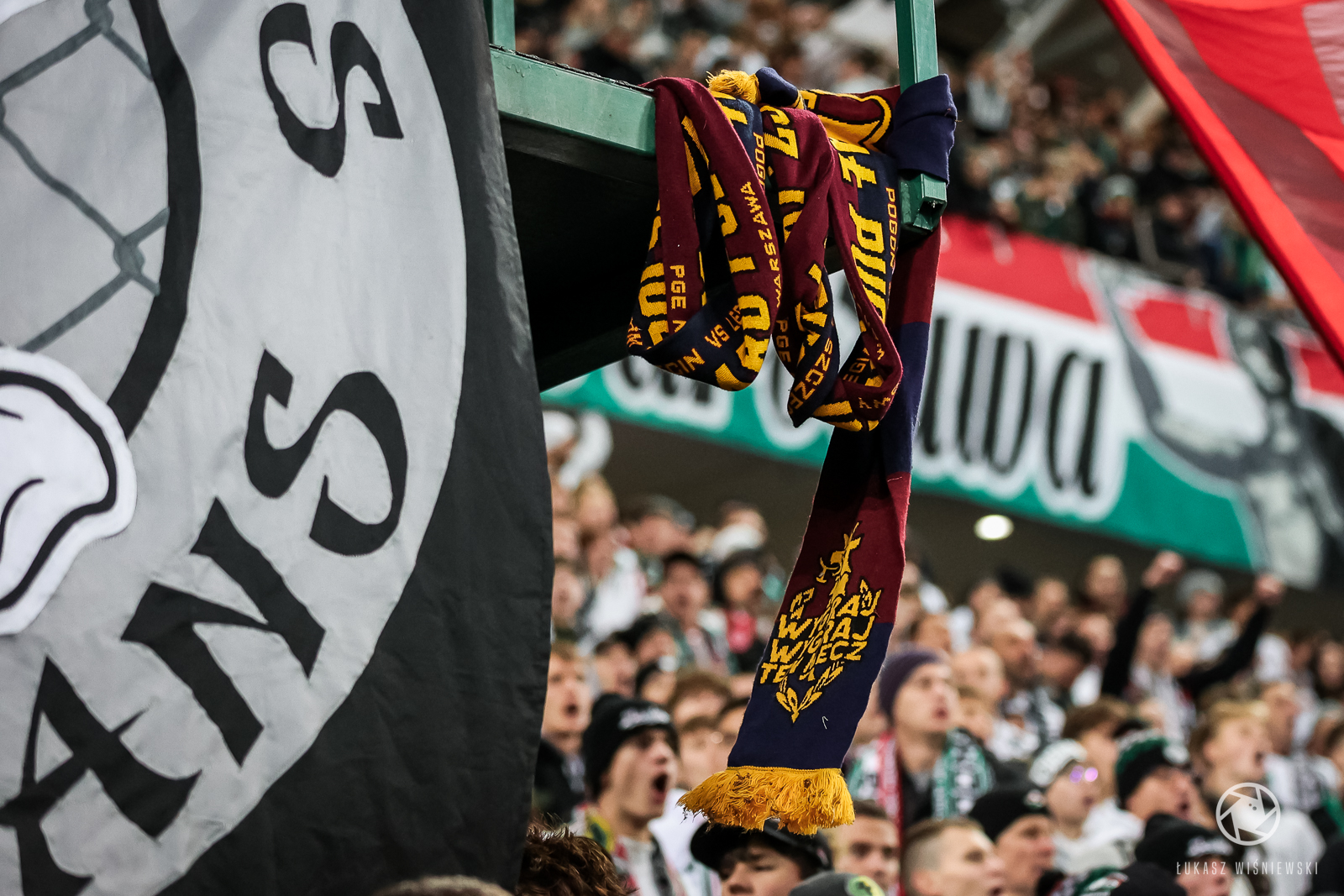 LWI_20251030_LEG_POG_00016