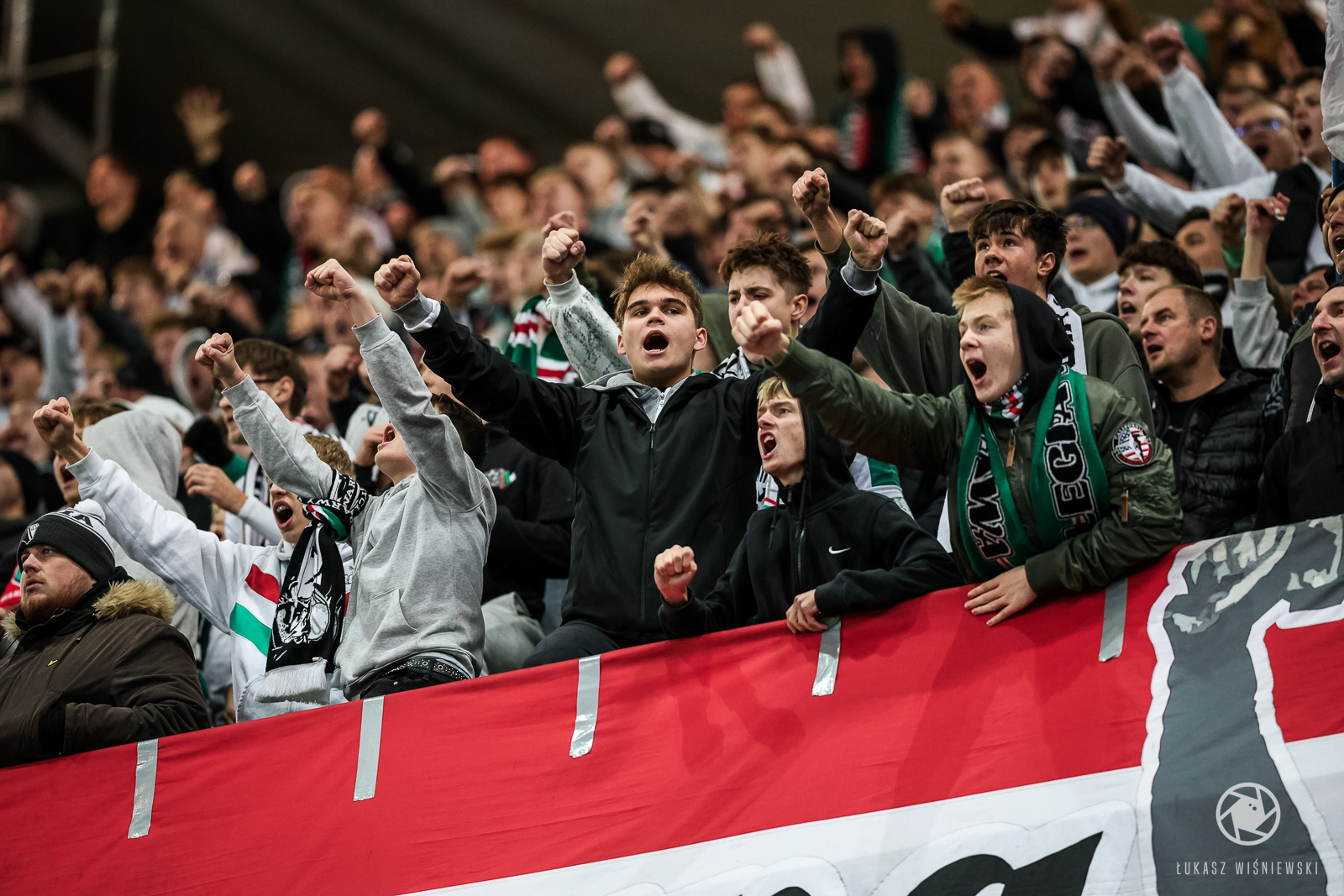 LWI_20251030_LEG_POG_00019