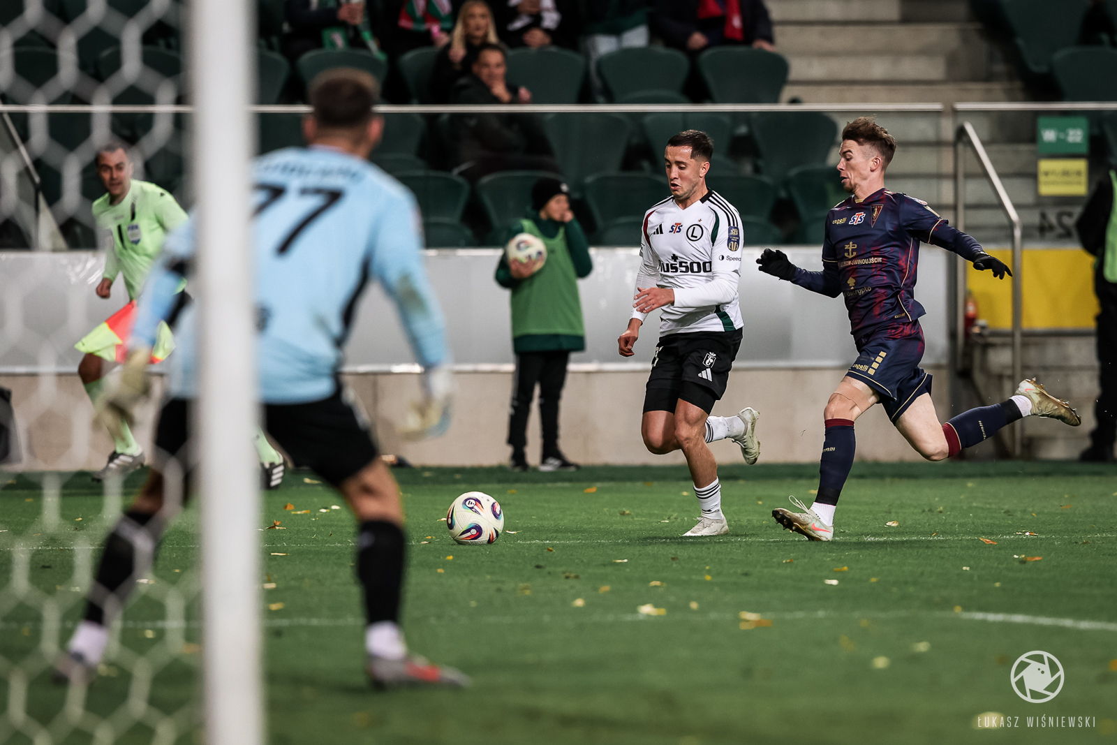 LWI_20251030_LEG_POG_00061