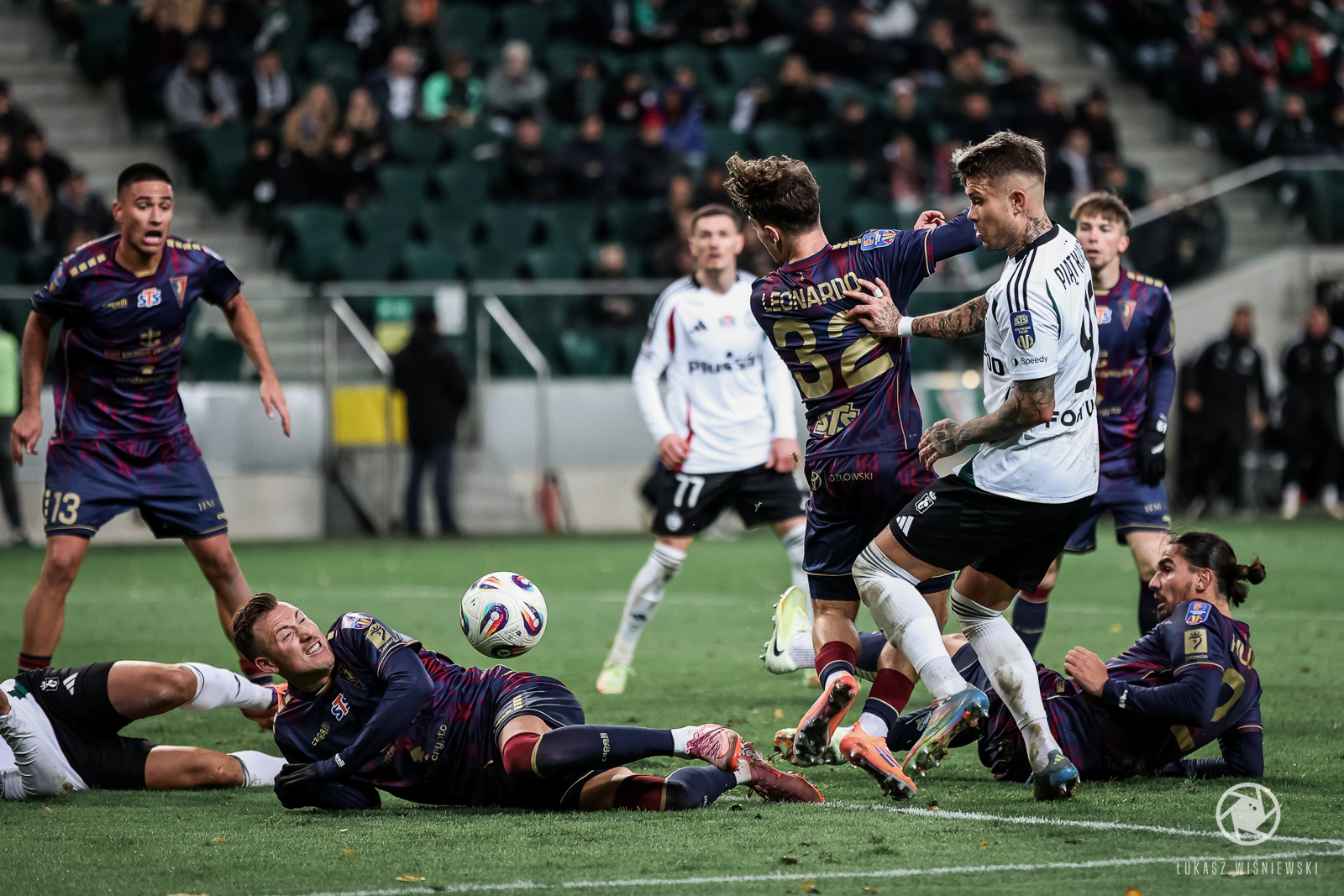 LWI_20251030_LEG_POG_00062