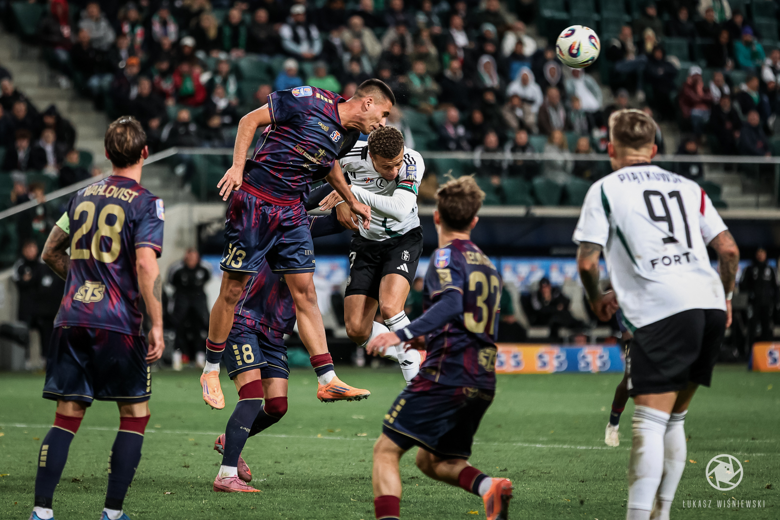 LWI_20251030_LEG_POG_00063