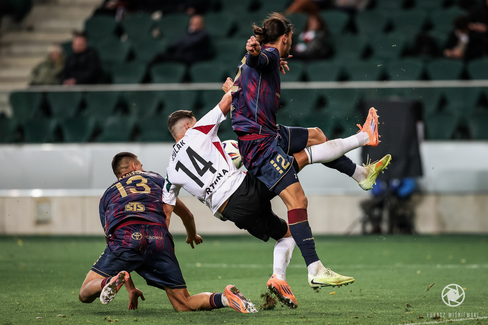 LWI_20251030_LEG_POG_00071